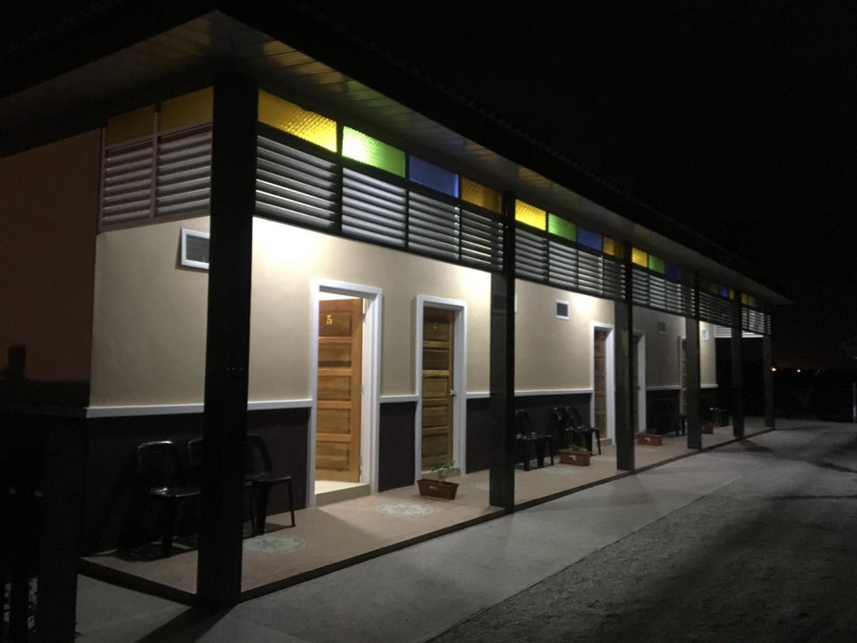 D' Village Cottage Pantai Cenang  Luaran gambar